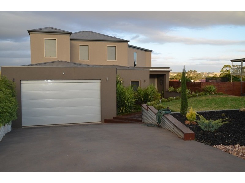 42 Links  Road, Bacchus Marsh VIC 3340