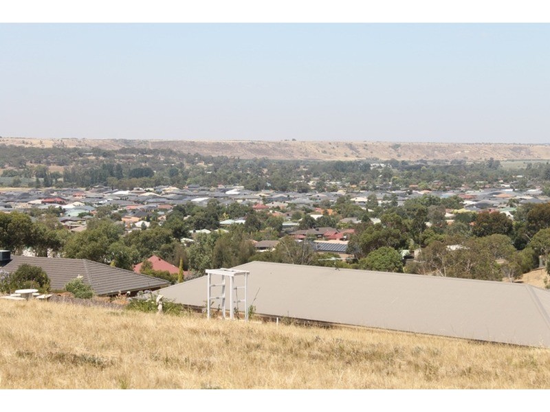 6 Manning Boulevard, Bacchus Marsh VIC 3340