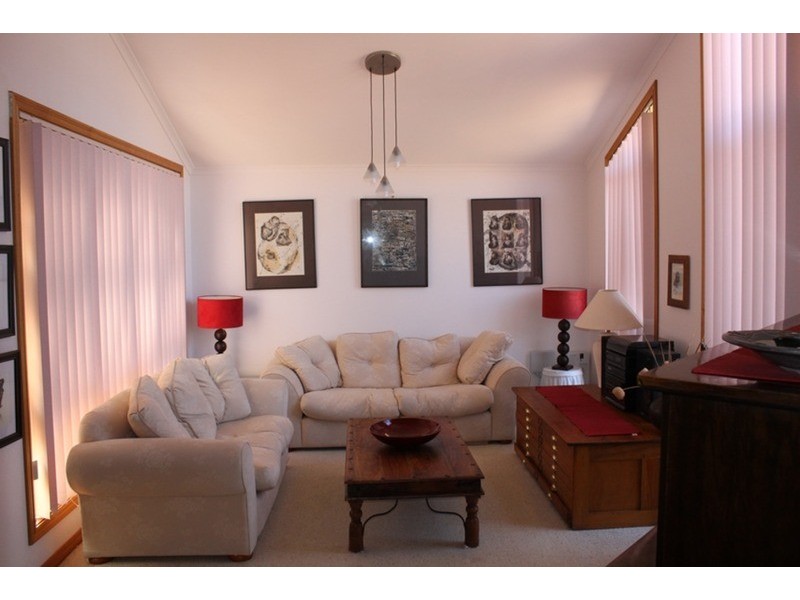 2 Ball  Street, Bacchus Marsh VIC 3340