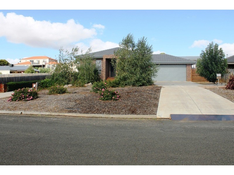 1/21 Inglis Street, Bacchus Marsh VIC 3340