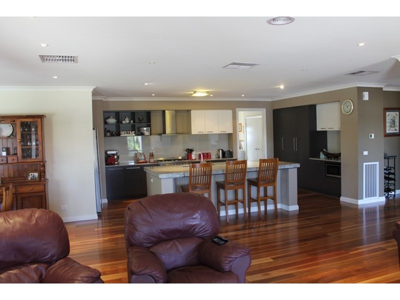 7 Janette Court, Bacchus Marsh VIC 3340