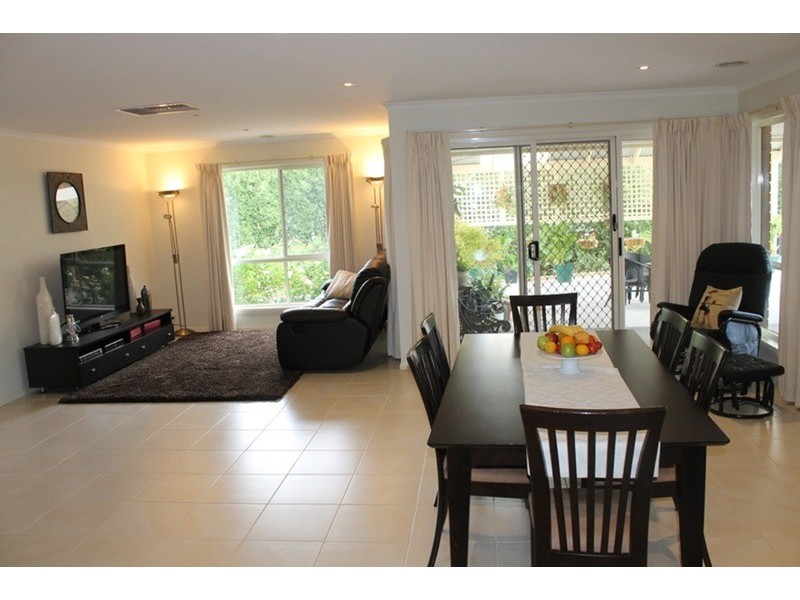 86 Clifton Drive, Bacchus Marsh VIC 3340