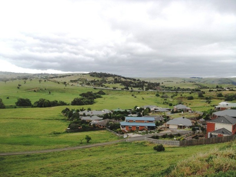 8 Rosehill Drive, Bacchus Marsh VIC 3340