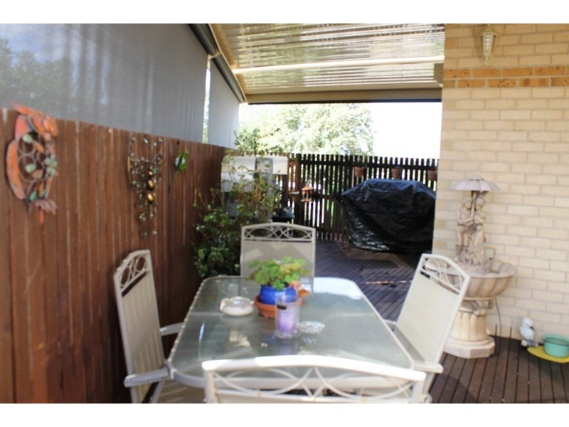 2/12 Higgins Court, Bacchus Marsh VIC 3340