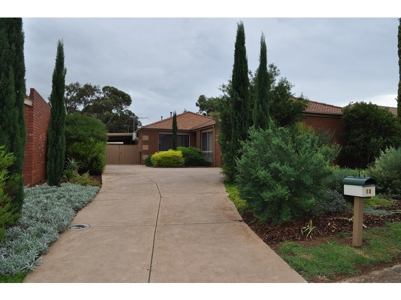 13 Clifton Drive, Bacchus Marsh VIC 3340