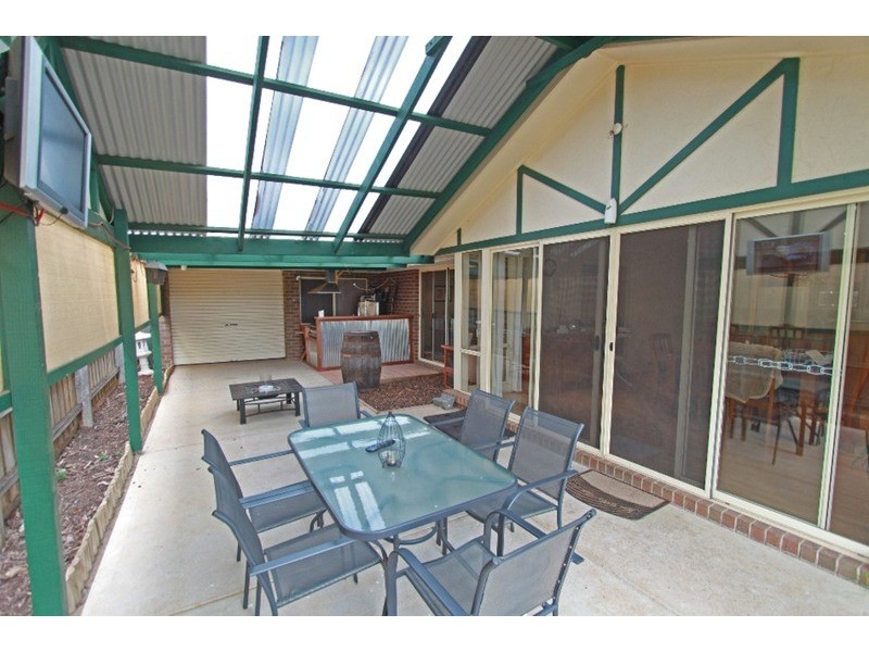 4 Ball Court, Bacchus Marsh VIC 3340