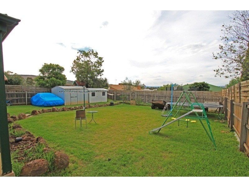 4 Ball Court, Bacchus Marsh VIC 3340