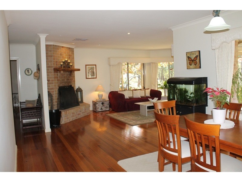 136 Hastings Road, Greendale VIC 3341