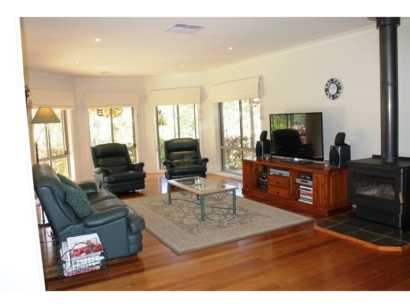 136 Hastings Road, Greendale VIC 3341