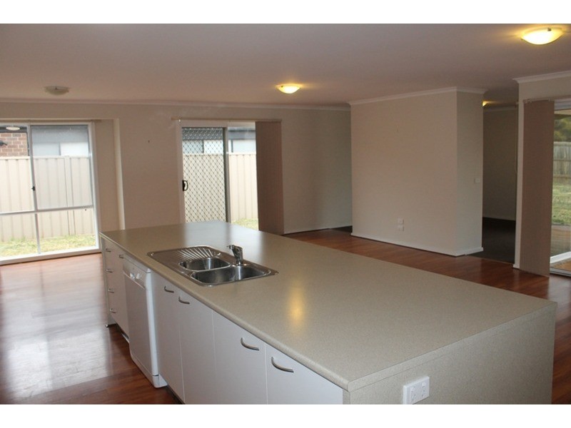 14 Alice Close, Bacchus Marsh VIC 3340