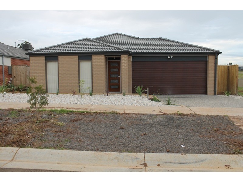 8 Delahey Close, Bacchus Marsh VIC 3340