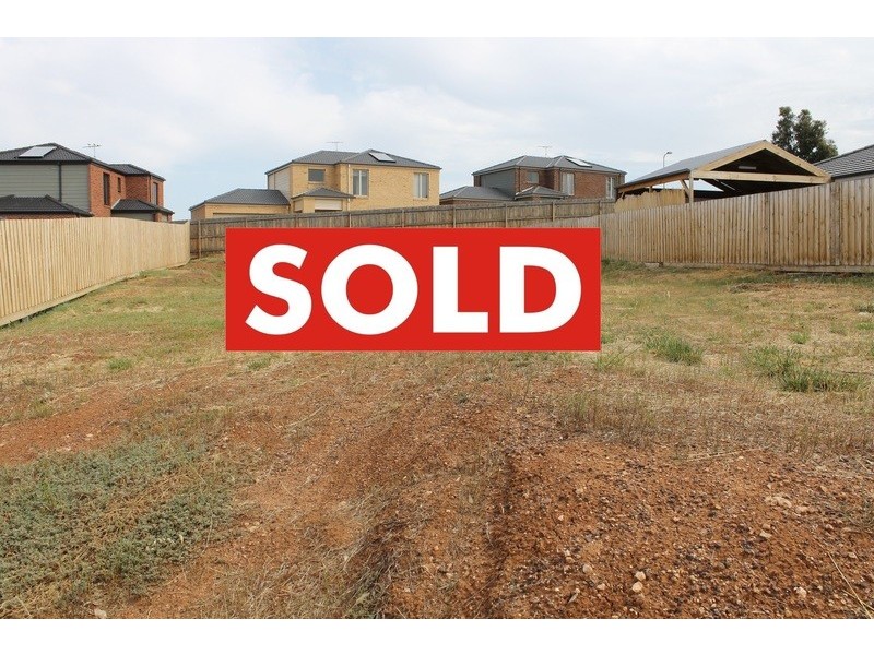 35 Silverdale Drive, Bacchus Marsh VIC 3340