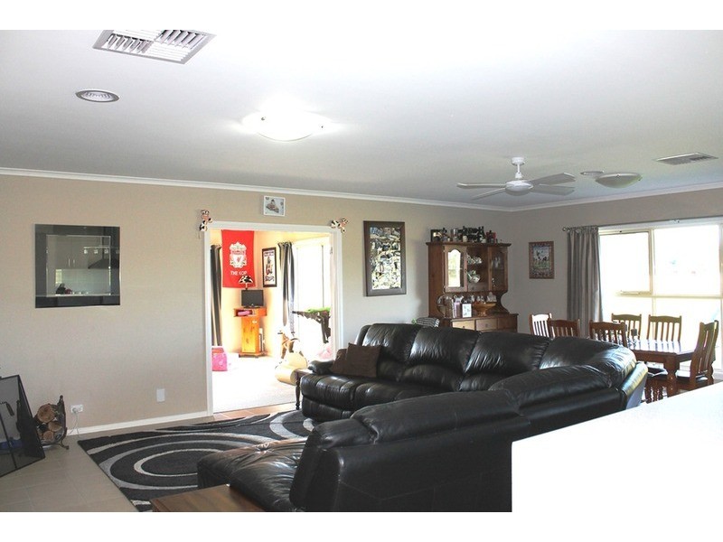 53 Muddy Lane, Myrniong VIC 3341