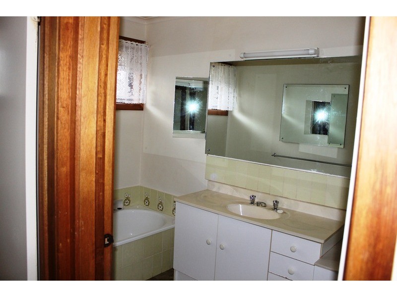 49 Graham Street, Bacchus Marsh VIC 3340