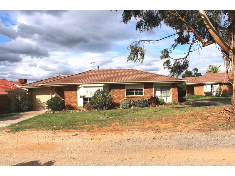 1/168 Gisborne Road, Darley VIC 3340