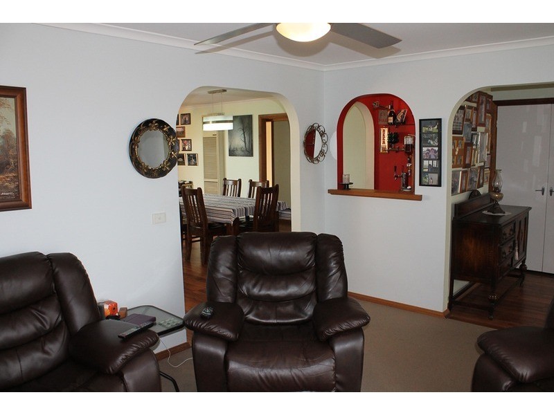 64 Jonathan Drive, Bacchus Marsh VIC 3340