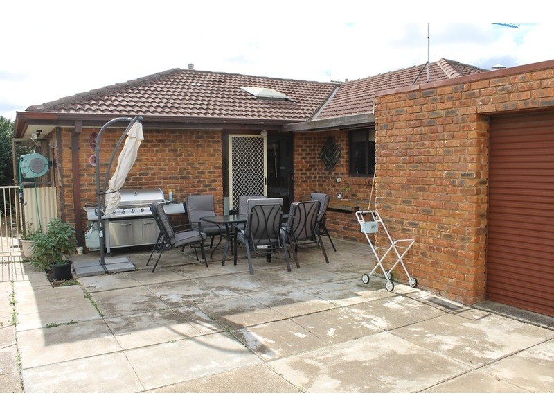 64 Jonathan Drive, Bacchus Marsh VIC 3340