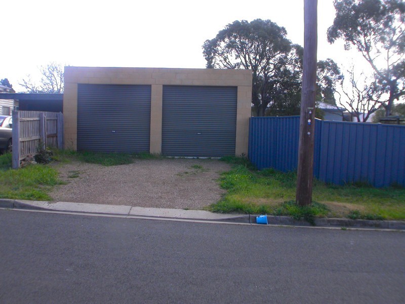 13 Nelson Street, Darley VIC 3340