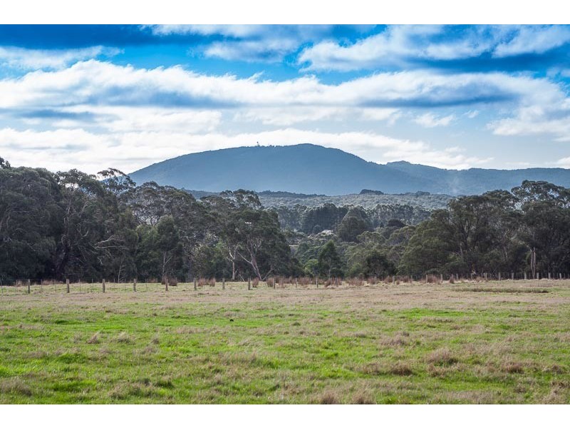 658 Bacchus Marsh Road, Bullengarook VIC 3437