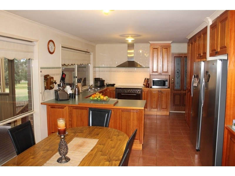 2 Amstel Close, Bacchus Marsh VIC 3340