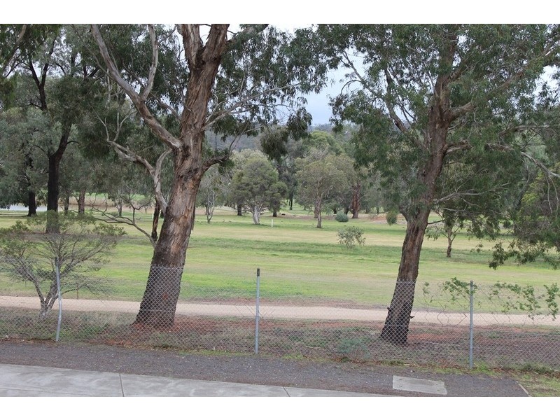 2 Amstel Close, Bacchus Marsh VIC 3340