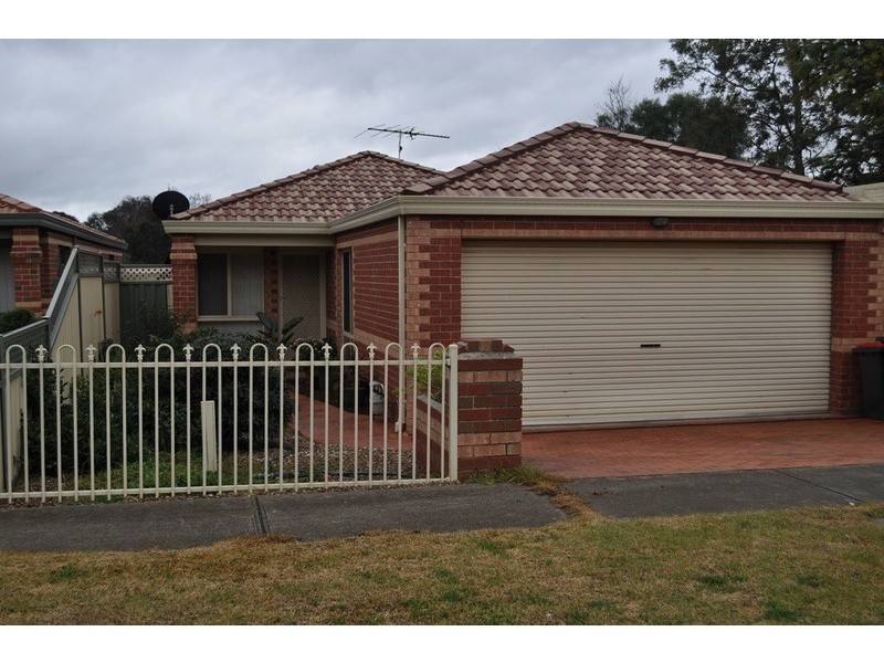 6 Gaynor Street, Bacchus Marsh VIC 3340