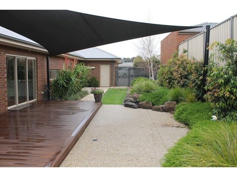 4 Alice Close, Bacchus Marsh VIC 3340
