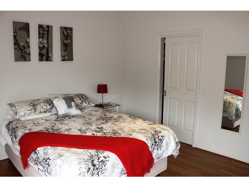 2/23 Manor Street, Bacchus Marsh VIC 3340