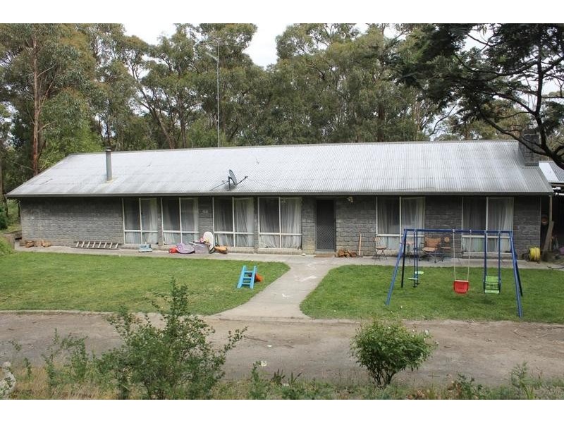 141 Dales Creek Avenue, Dales Creek VIC 3341