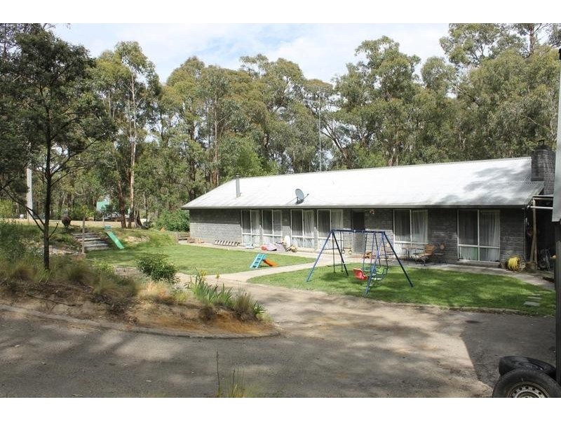 141 Dales Creek Avenue, Dales Creek VIC 3341