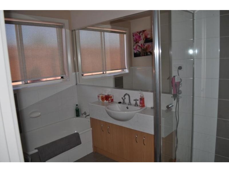 1 Guy Place, Bacchus Marsh VIC 3340