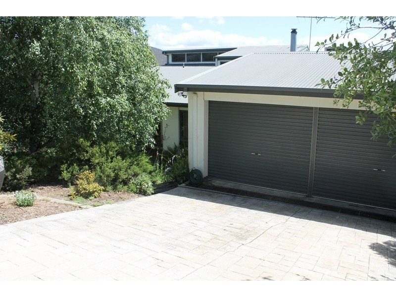8 Medway Court, Bacchus Marsh VIC 3340