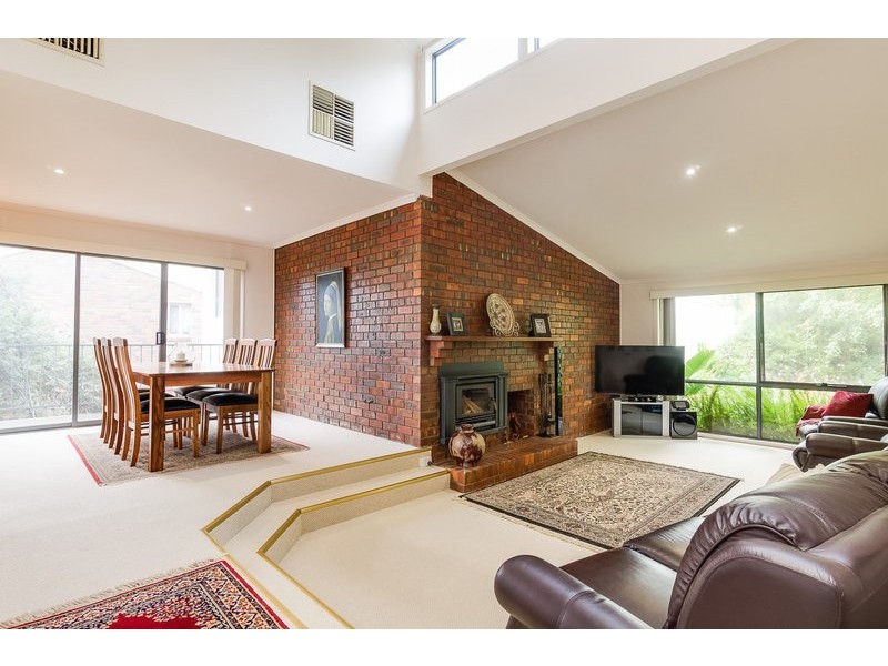 8 Medway Court, Bacchus Marsh VIC 3340