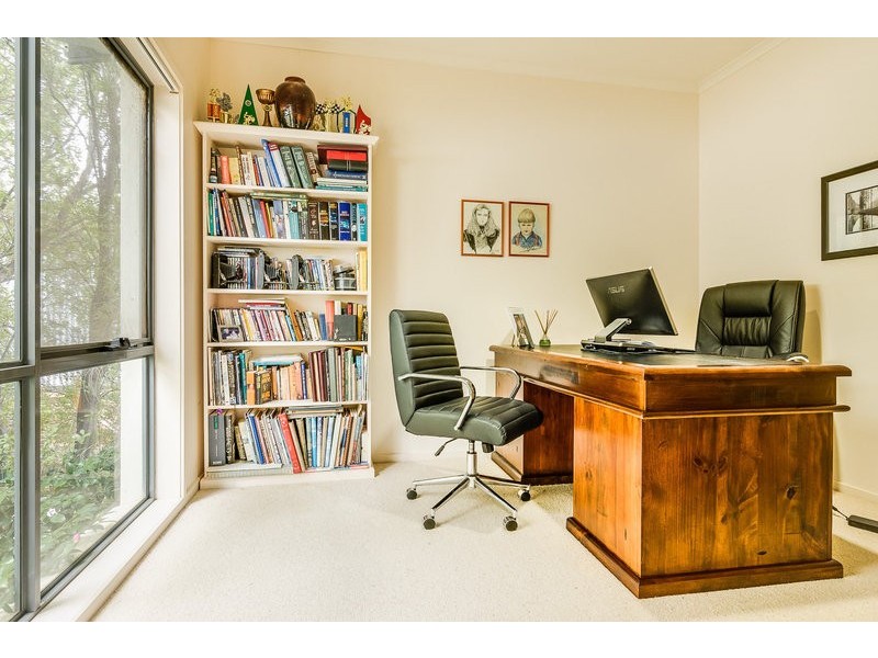 8 Medway Court, Bacchus Marsh VIC 3340