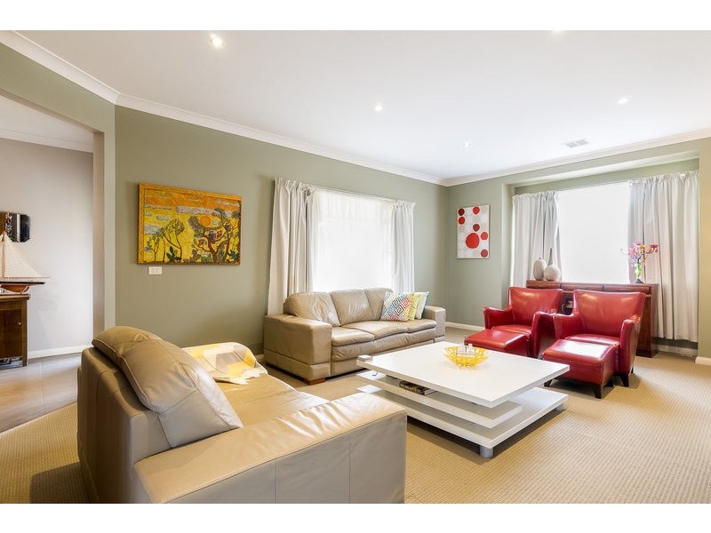 15 Maddison Circuit, Bacchus Marsh VIC 3340