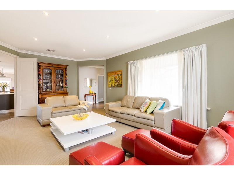 15 Maddison Circuit, Bacchus Marsh VIC 3340