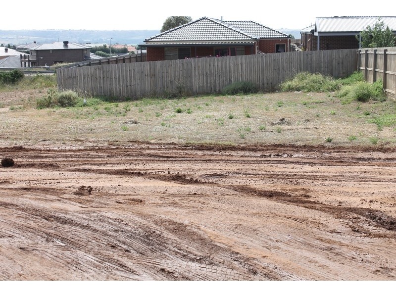 103 Burbidge Drive, Bacchus Marsh VIC 3340