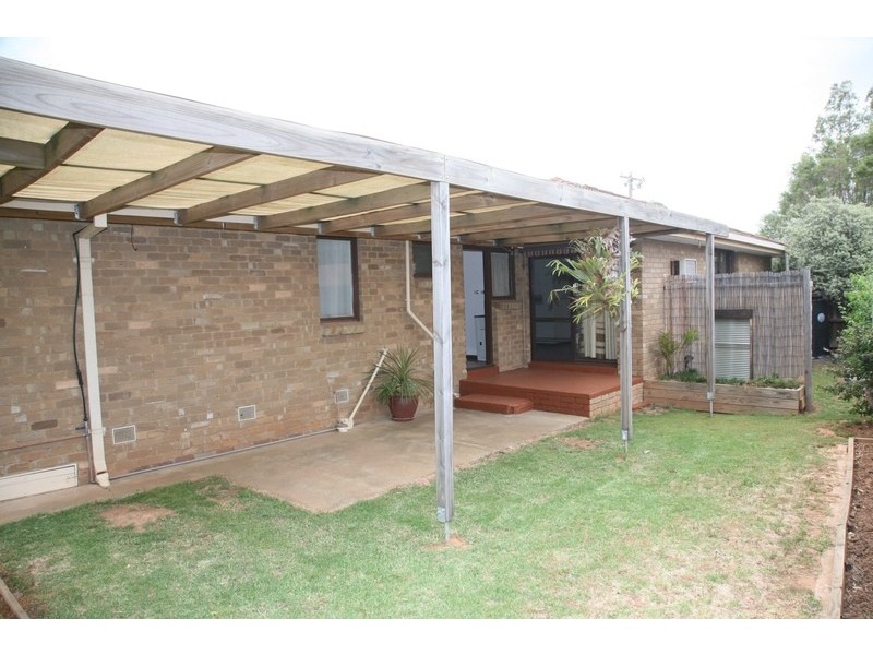 15 Beresford Crescent, Bacchus Marsh VIC 3340