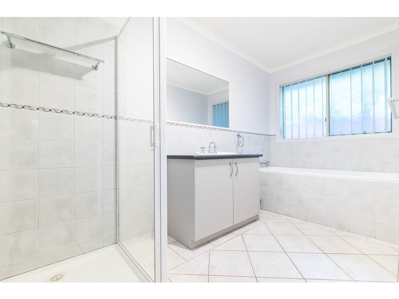 5 Lindsay Place, Bacchus Marsh VIC 3340