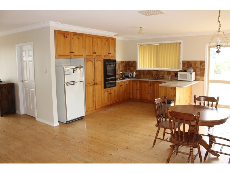 31 Nathan Drive, Bacchus Marsh VIC 3340