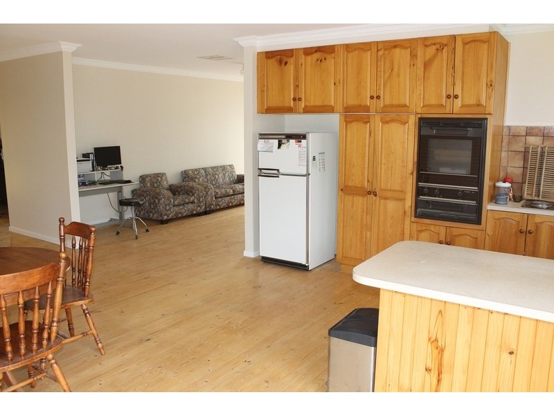 31 Nathan Drive, Bacchus Marsh VIC 3340