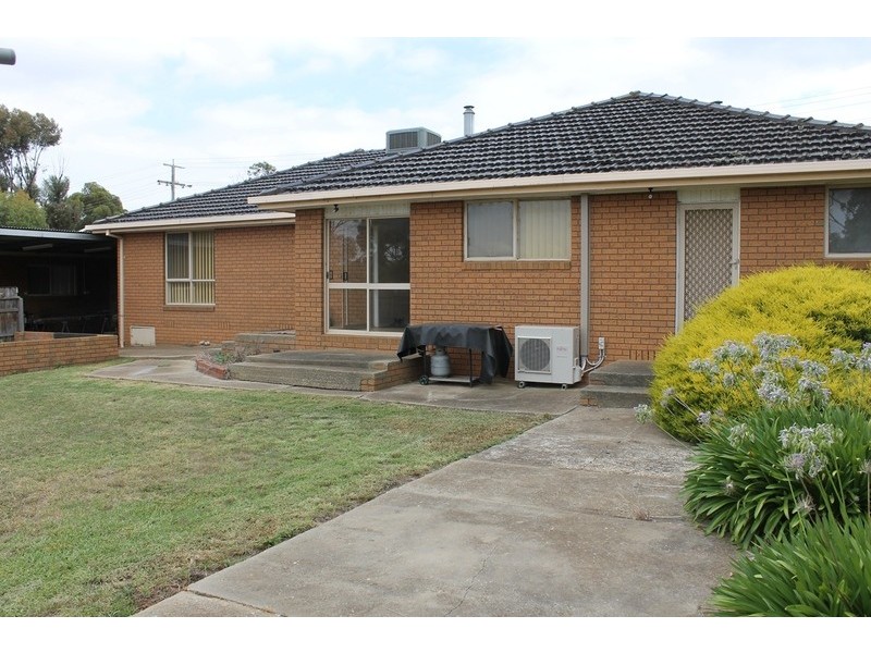 31 Nathan Drive, Bacchus Marsh VIC 3340