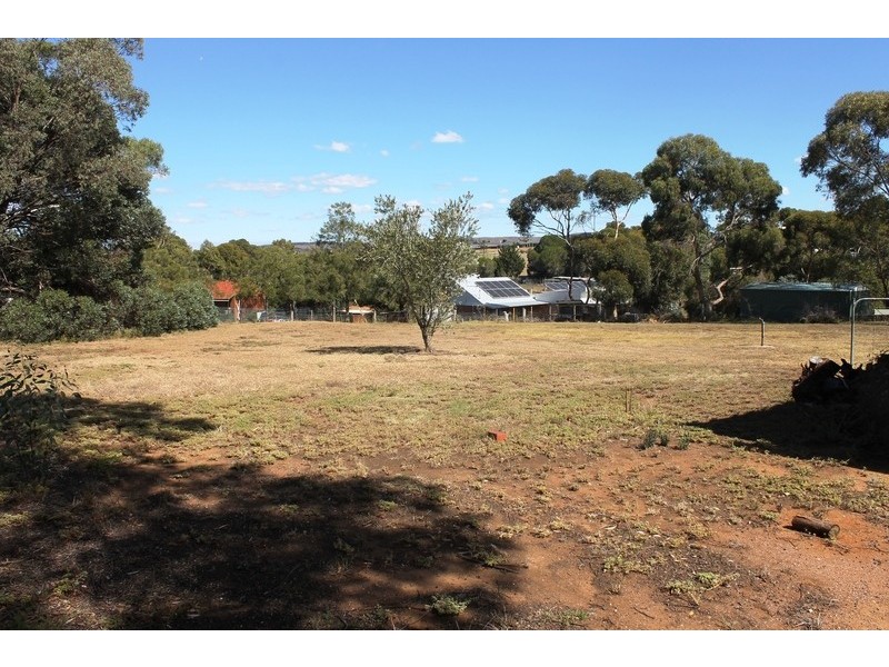 31 Nathan Drive, Bacchus Marsh VIC 3340