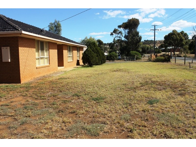 31 Nathan Drive, Bacchus Marsh VIC 3340
