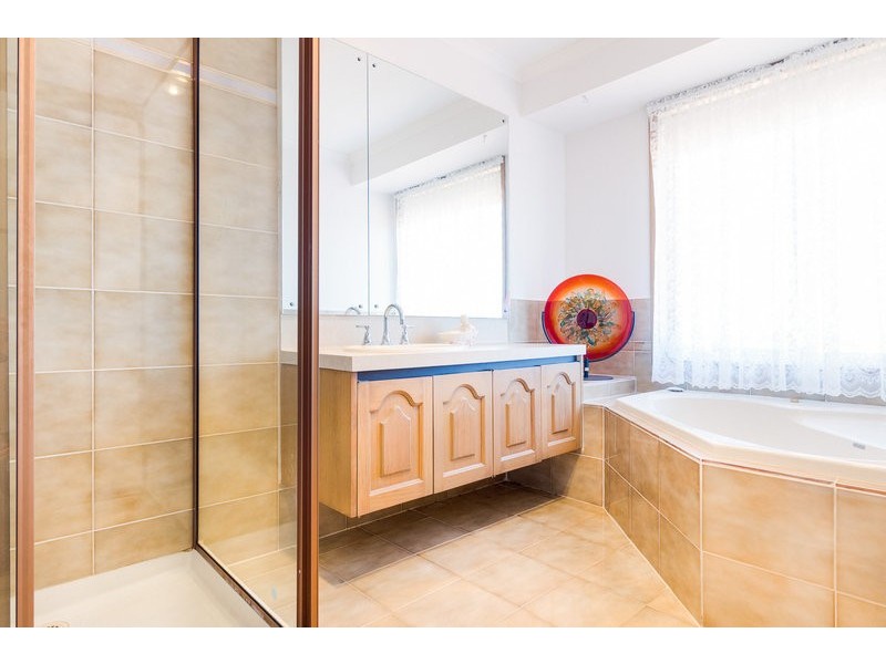 48 Bences Road, Bacchus Marsh VIC 3340