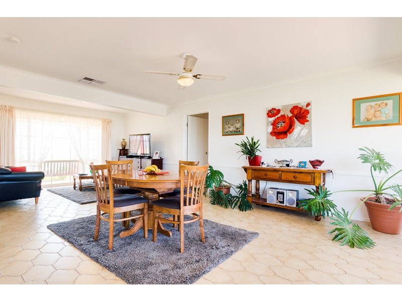 48 Bences Road, Bacchus Marsh VIC 3340