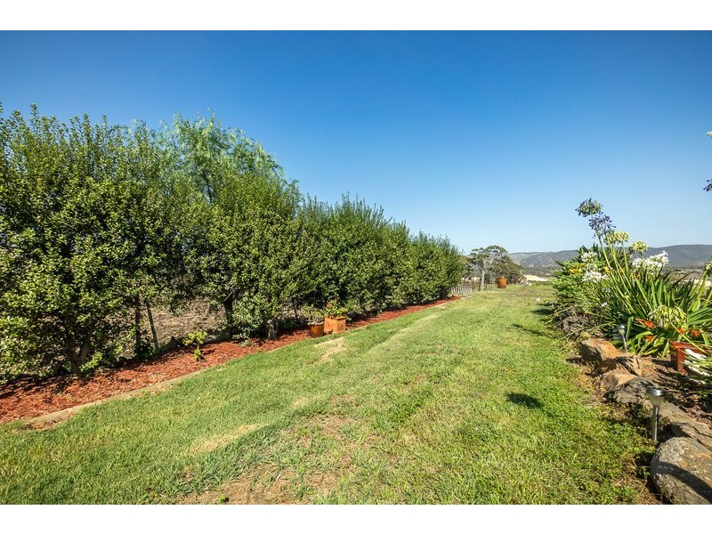 48 Bences Road, Bacchus Marsh VIC 3340