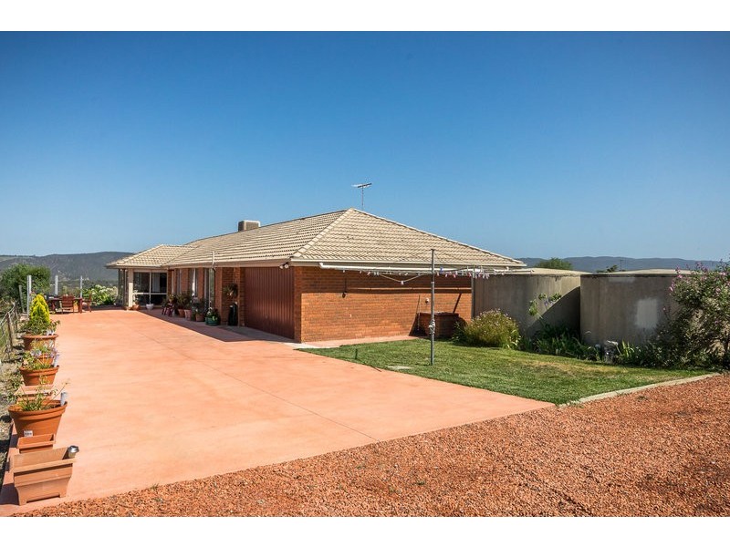 48 Bences Road, Bacchus Marsh VIC 3340