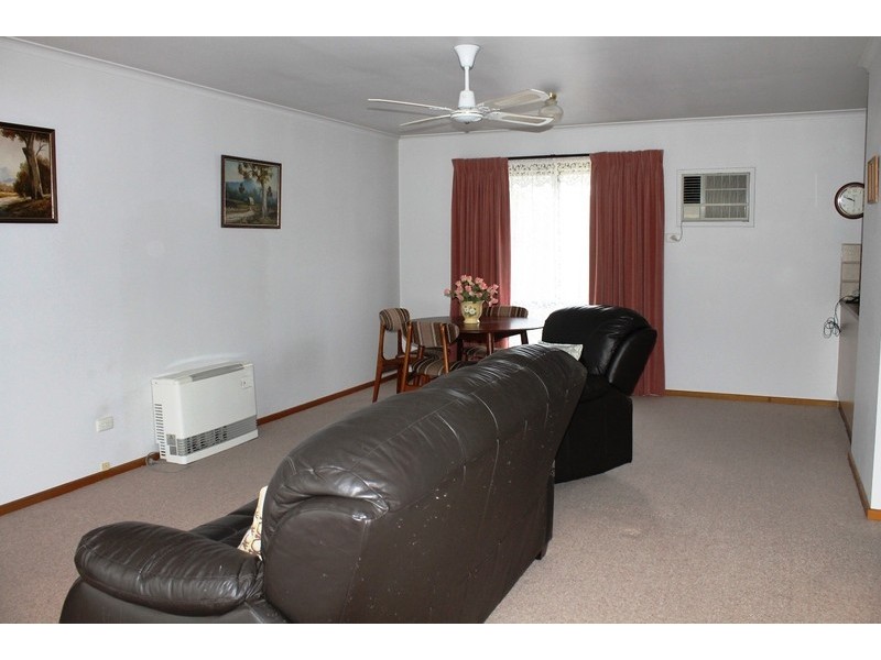 2/20 Simpson Street, Bacchus Marsh VIC 3340