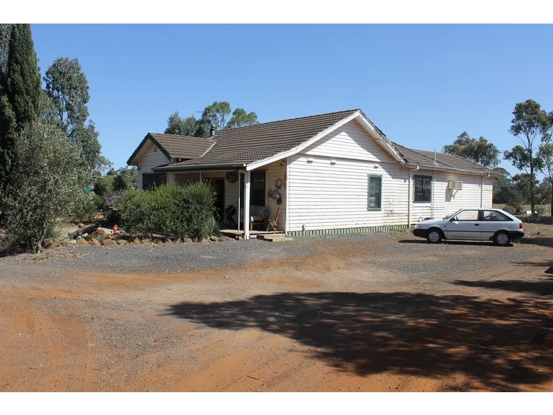 140 Agars Road, Balliang East VIC 3340